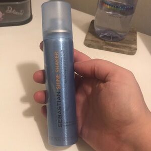 Shine Shaker Lightweight Hair Shine Spray